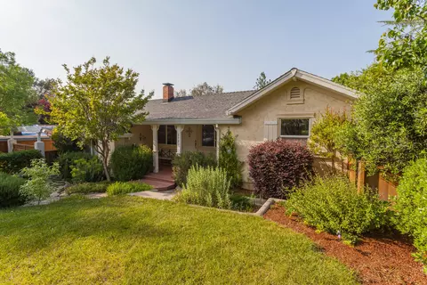 3520 Sunset Dr, Redding, CA 96001 photo 3