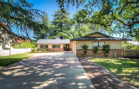 3050 Valentine Ln, Redding, CA 96001 photo 2