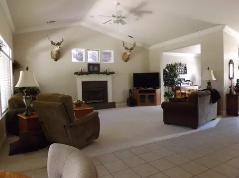 3048 Madison River Dr, Redding, CA 96002 photo 3