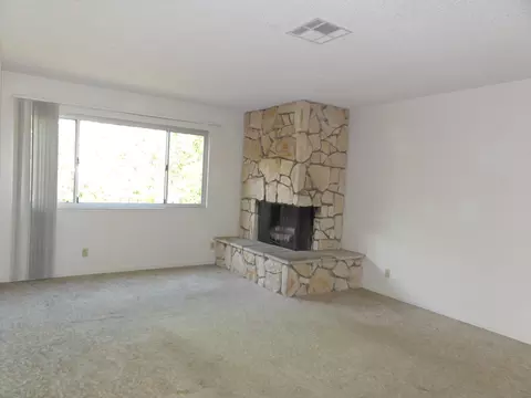 4625 Castle Ct, Redding, CA 96001 photo 5