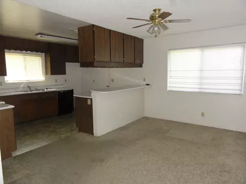 4625 Castle Ct, Redding, CA 96001 photo 4