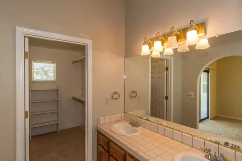 4323 Wild Flower Way, Redding, CA 96001 photo 19