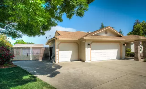 4323 Wild Flower Way, Redding, CA 96001 photo 4