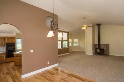 4323 Wild Flower Way, Redding, CA 96001 photo 9