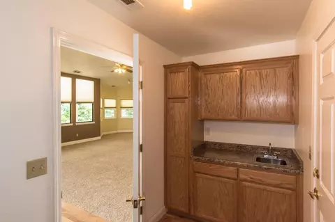 4323 Wild Flower Way, Redding, CA 96001 photo 15