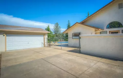 4323 Wild Flower Way, Redding, CA 96001 photo 39