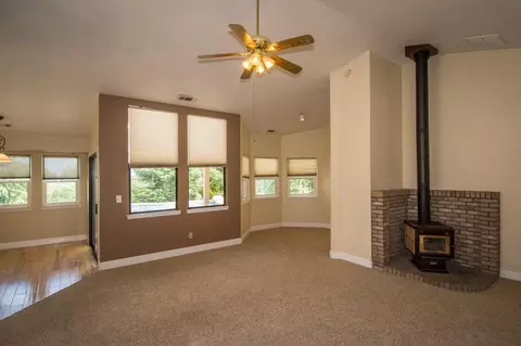 4323 Wild Flower Way, Redding, CA 96001 photo 7