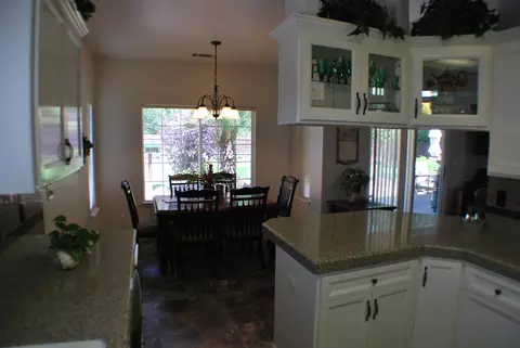 2580 Ely Ln, Redding, CA 96001 photo 17