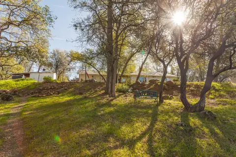 20590 Terri Lee, Redding, CA 96003 photo 36