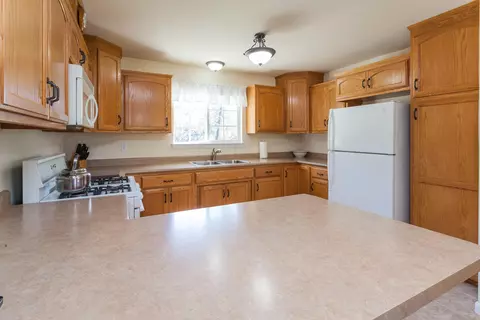 20590 Terri Lee, Redding, CA 96003 photo 21
