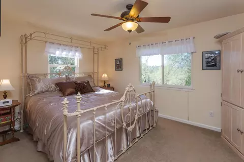 20590 Terri Lee, Redding, CA 96003 photo 28