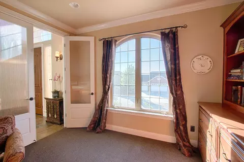4642 Nantucket Dr, Redding, CA 96001 photo 13