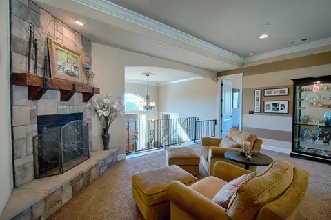 4642 Nantucket Dr, Redding, CA 96001 photo 10