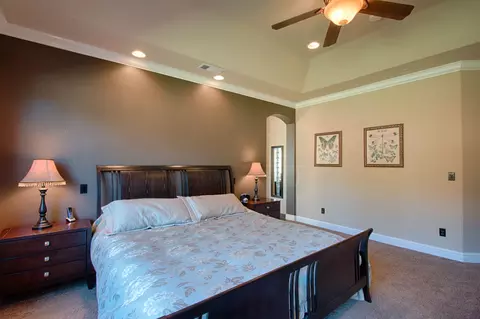4642 Nantucket Dr, Redding, CA 96001 photo 14