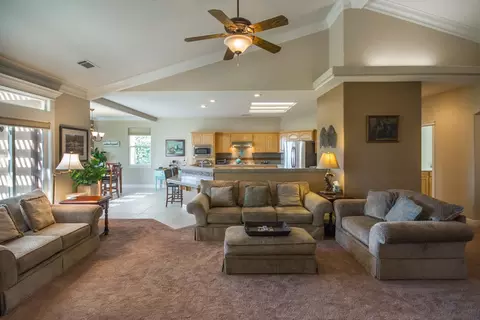 3297 Stanford Dr, Redding, CA 96003 photo 3