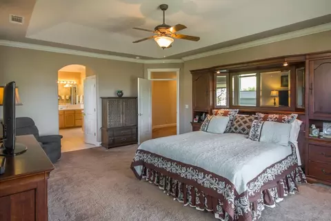 3297 Stanford Dr, Redding, CA 96003 photo 8