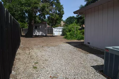 3720 Riverview Dr, Redding, CA 96001 photo 6