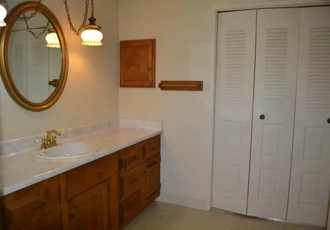 3720 Riverview Dr, Redding, CA 96001 photo 21