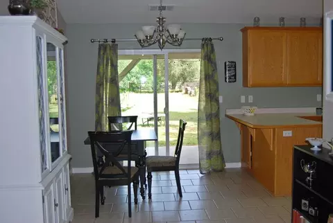 1910 Heller Ln, Redding, CA 96001 photo 8
