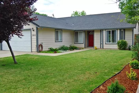 1910 Heller Ln, Redding, CA 96001 photo 18