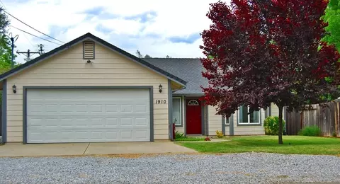 1910 Heller Ln, Redding, CA 96001 photo 1