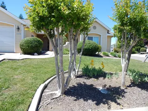 408 Amherst Pl, Redding, CA 96003 photo 1