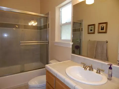 408 Amherst Pl, Redding, CA 96003 photo 42