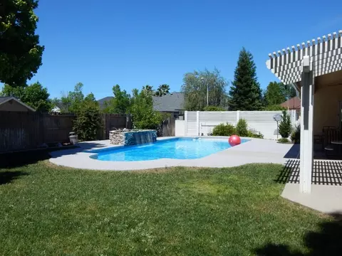 408 Amherst Pl, Redding, CA 96003 photo 36