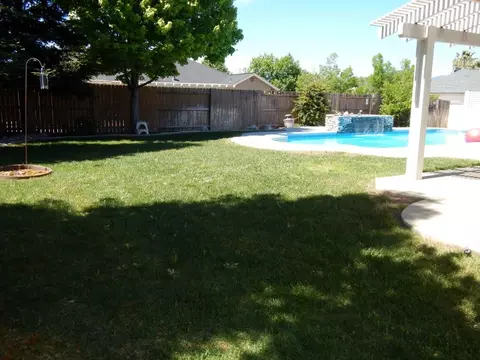408 Amherst Pl, Redding, CA 96003 photo 34
