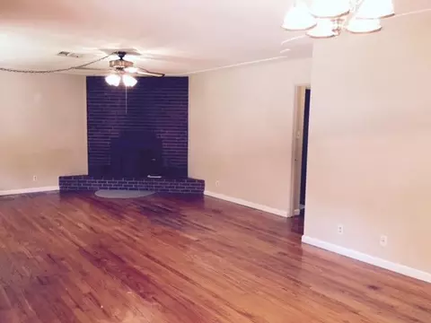 2141 Oxford Rd, Redding, CA 96002 photo 4