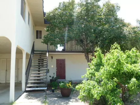 4425 Dogwood Ln, Redding, CA 96003 photo 2