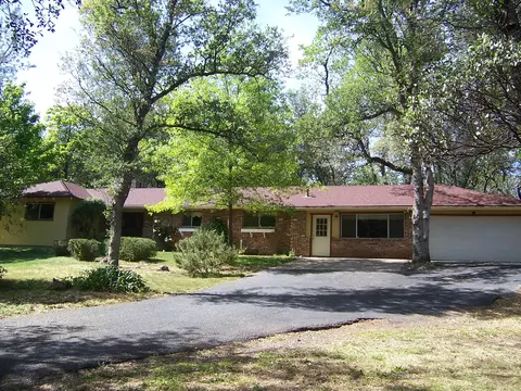 10101 Sandy Ln, Redding, CA 96001 photo 1
