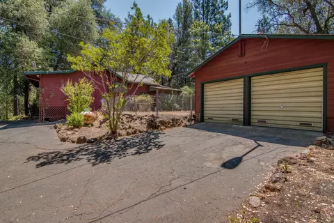15152 Fawndale Rd, Redding, CA 96003 photo 3