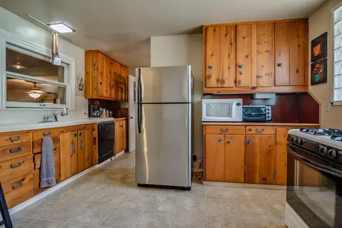 15152 Fawndale Rd, Redding, CA 96003 photo 9