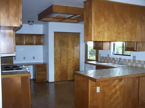 3312 Harlan Dr, Redding, CA 96003 photo 3