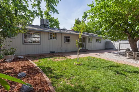 1961 Lindeena Ln, Redding, CA 96002 photo 24