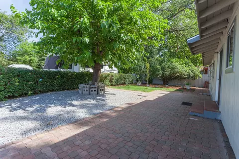 1961 Lindeena Ln, Redding, CA 96002 photo 27