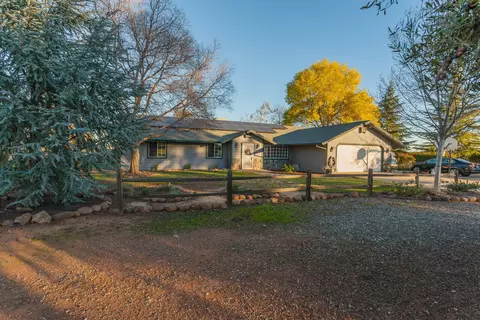 20010 Verner Ct, Red Bluff, CA 96080 photo 4
