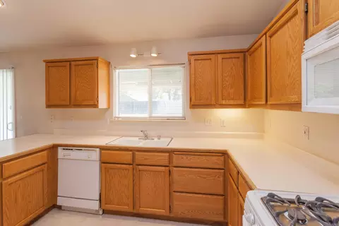 1934 Airstrip Rd, Redding, CA 96003 photo 9