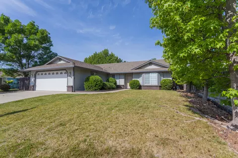 1934 Airstrip Rd, Redding, CA 96003 photo 2