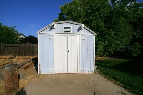 341 Travertine Ct, Redding, CA 96003 photo 18
