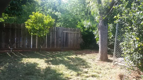 2220 Belladonna St, Redding, CA 96002 photo 18