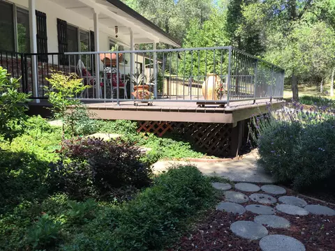 10100 Sandy Ln, Redding, CA 96001 photo 1