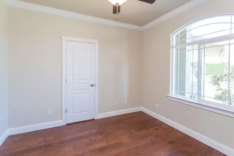 3250 Miramar Way, Redding, CA 96001 photo 5