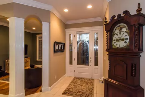 4843 Saint Charles Dr, Redding, CA 96002 photo 7