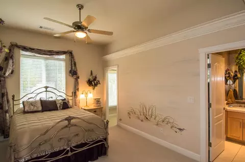 4843 Saint Charles Dr, Redding, CA 96002 photo 18