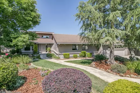 898 Cardiff Ct, Redding, CA 96003 photo 1