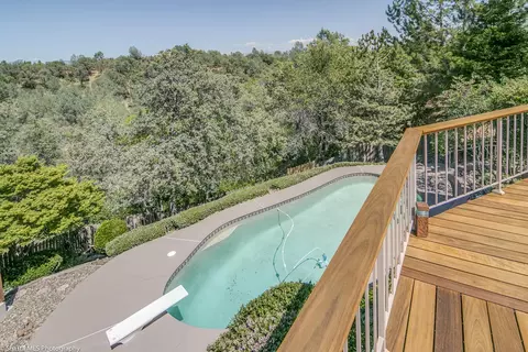 898 Cardiff Ct, Redding, CA 96003 photo 33