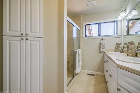 898 Cardiff Ct, Redding, CA 96003 photo 20