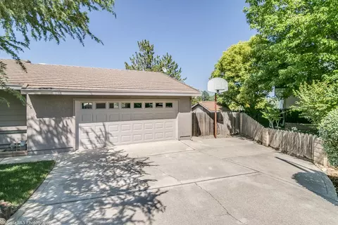 898 Cardiff Ct, Redding, CA 96003 photo 41